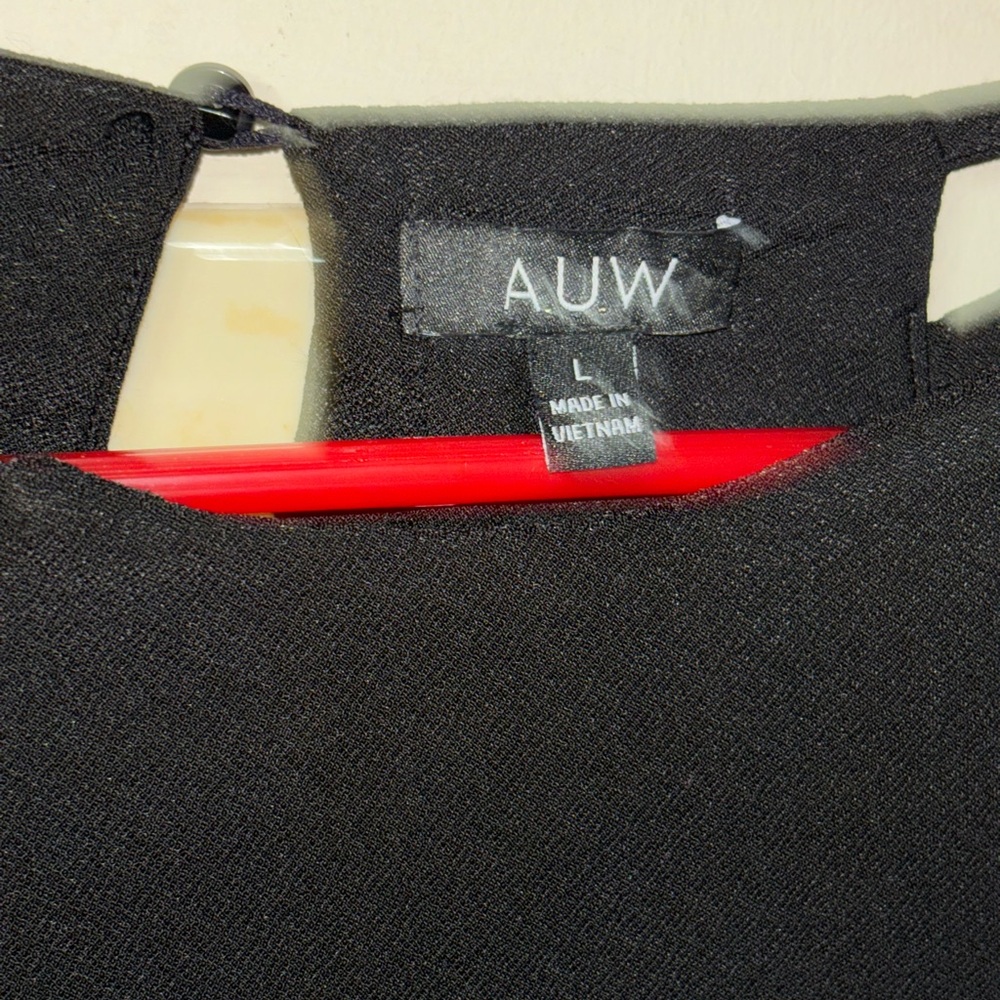 AUW Black Cut Out Long Sleeve Blouse - Picture 4 of 4